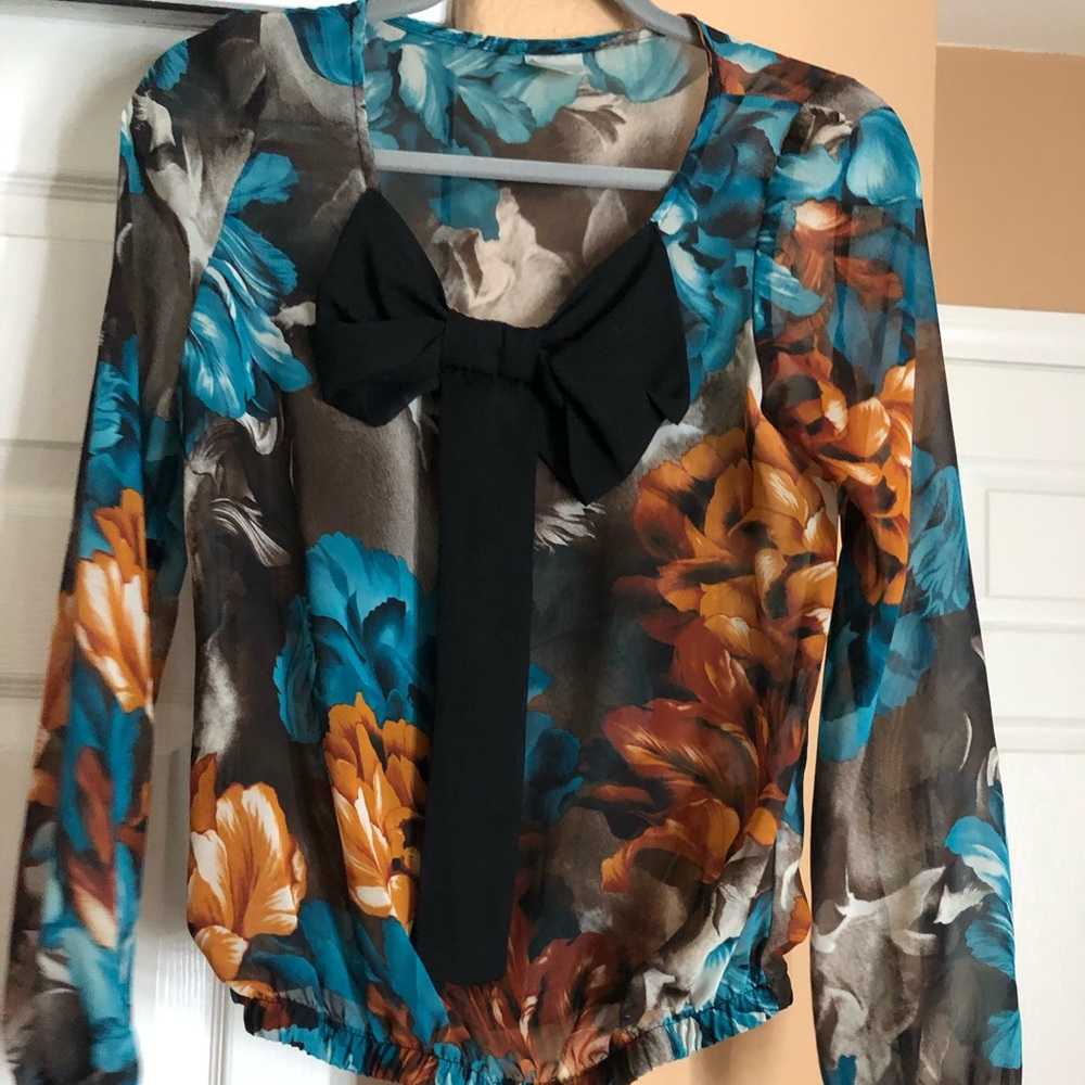 Long sleeve patterned shirt